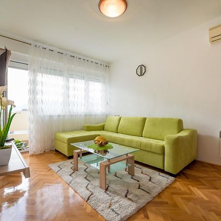Apartman Andjela Tivat Buitenkant foto
