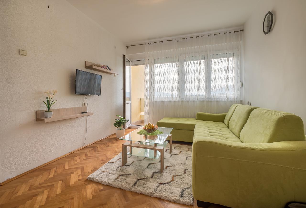 Apartman Andjela Tivat Buitenkant foto