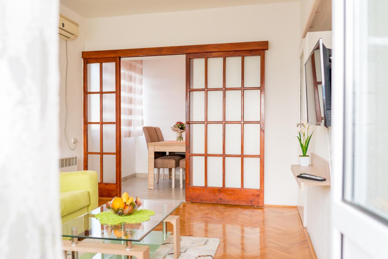 Apartman Andjela Tivat Buitenkant foto