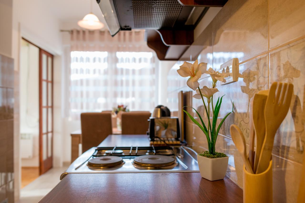 Apartman Andjela Tivat Buitenkant foto